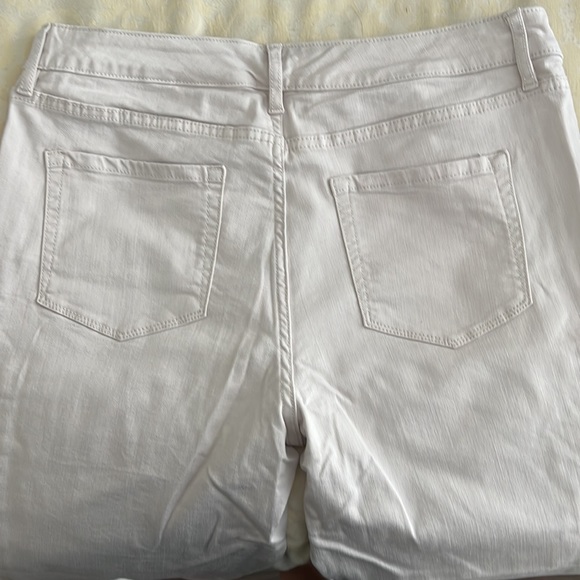 Light colored denim jeggings - Picture 3 of 3